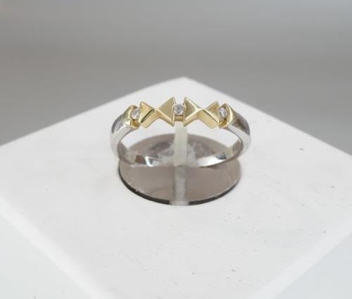 Christian Bicolor gouden ring met 3 diamanten