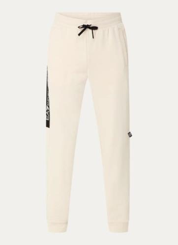 Emporio Armani Tapered fit joggingbroek met logo en steekzakken