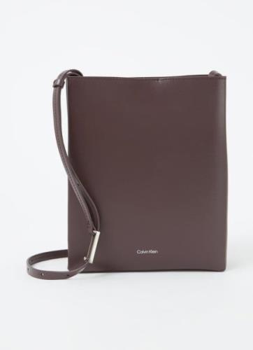 Calvin Klein Line crossbodytas van leer met logo