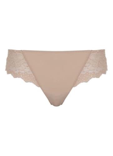 Simone Pérèle Caresse string