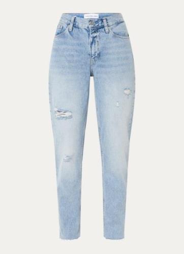 Calvin Klein High waist mom jeans met lichte wassing en destroyed afwe...