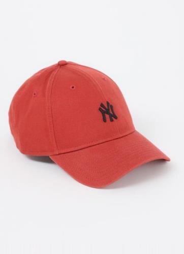 New Era 9Forty pet met logo