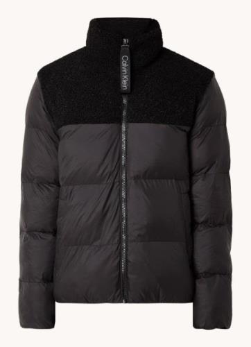 Calvin Klein Sherpa puffer jack met details van teddy