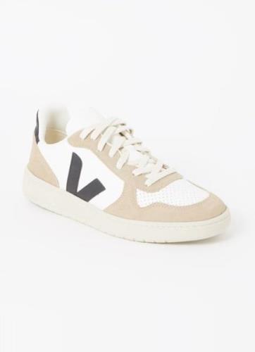 Veja V-10 sneaker van leer met suède details