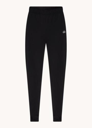 Alo Yoga Accolade high waist tapered fit joggingbroek met steekzakken