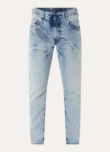 Diesel 2032 D-krooley slim fit joggingbroek van denim in lyocellblend