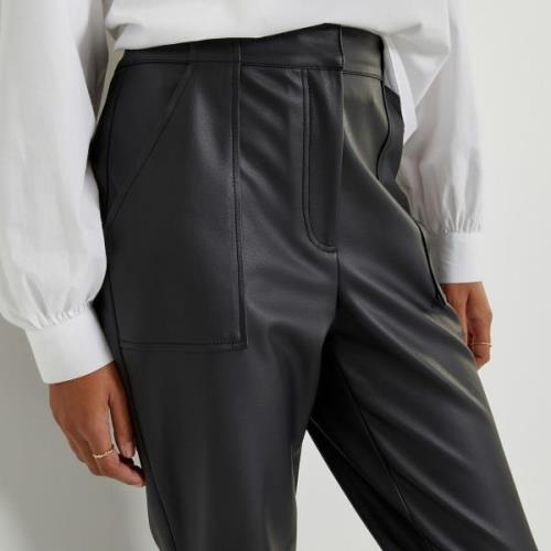 Pantalon droit en simili