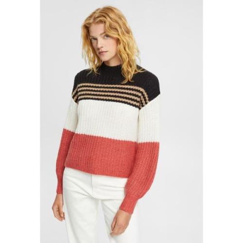 Pull col montant en grosse maille